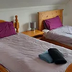 Nice Big 2 Double Bedroom Apartment In The Town